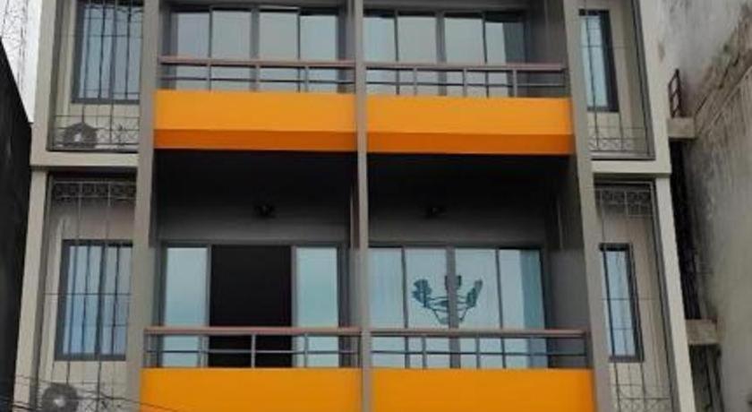 Hotel Chomtrang Extérieur photo