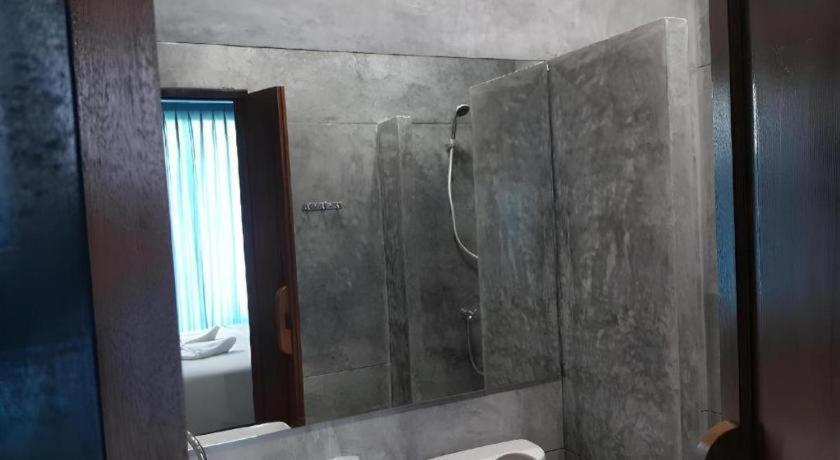 Hotel Chomtrang Extérieur photo